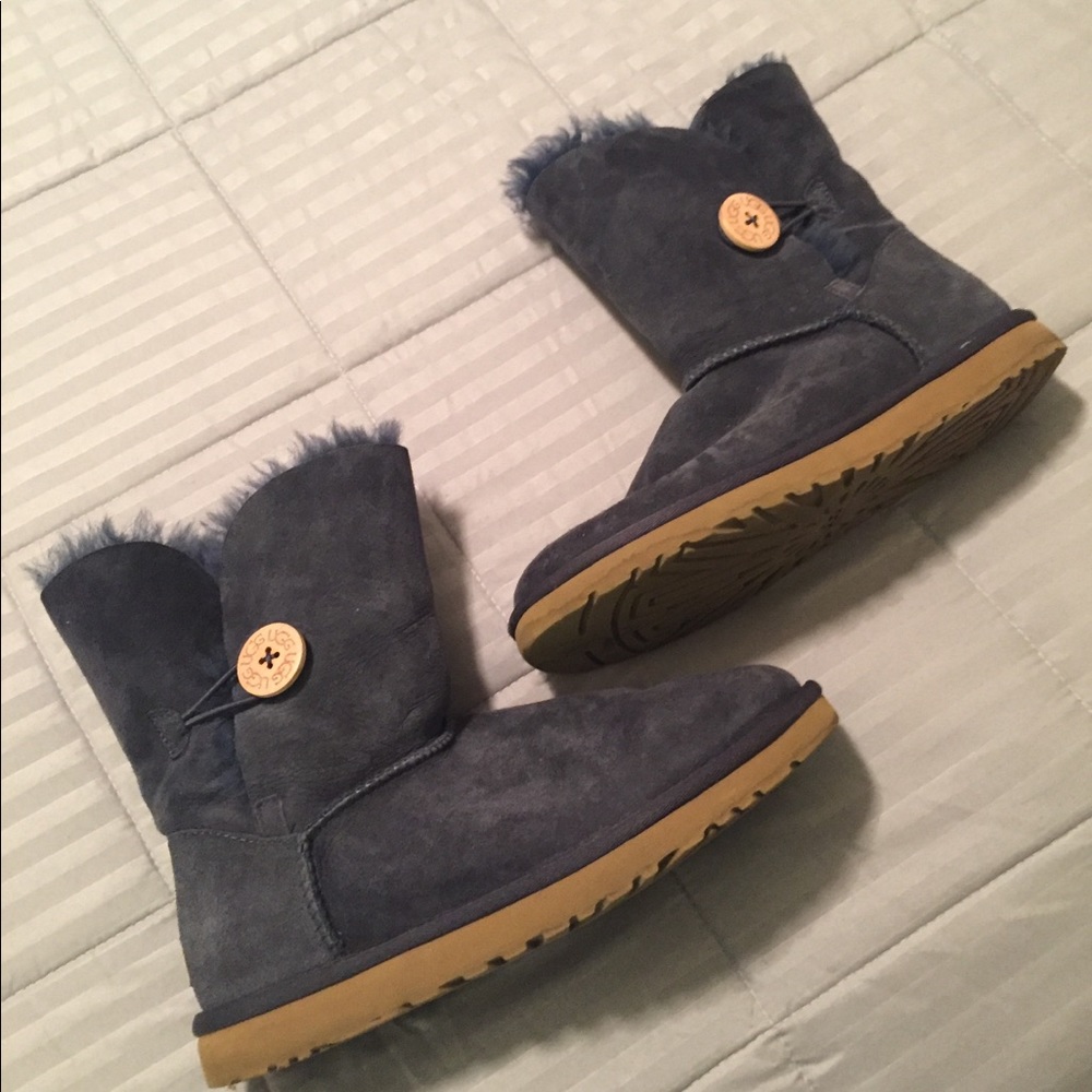 Navy Blue Short Uggs